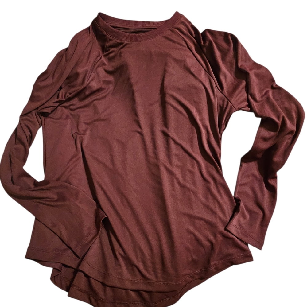 Alive Magnetics Long Sleeve Tee in Deep Burgundy